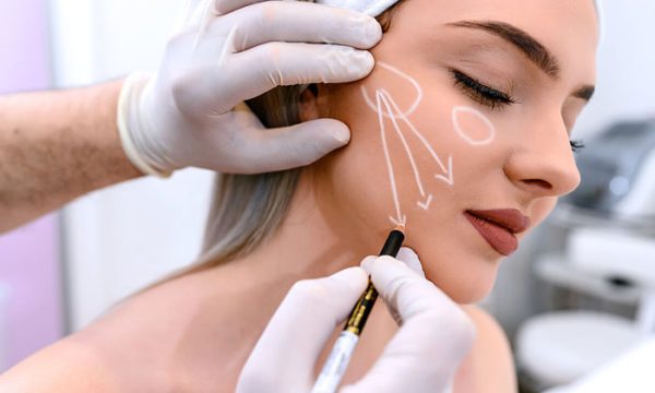 عمليات التجميل للنساء